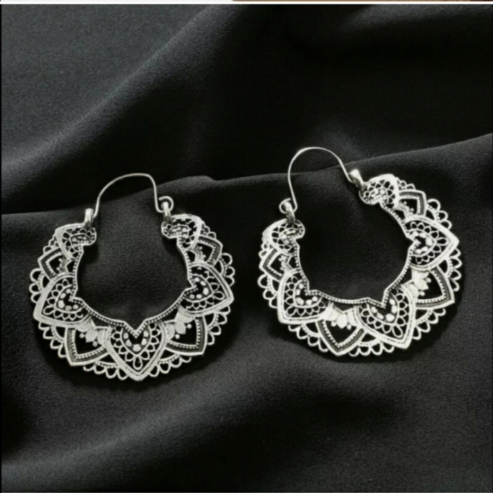 New Boho Silver Hoop Earrings - Picture 2 of 6